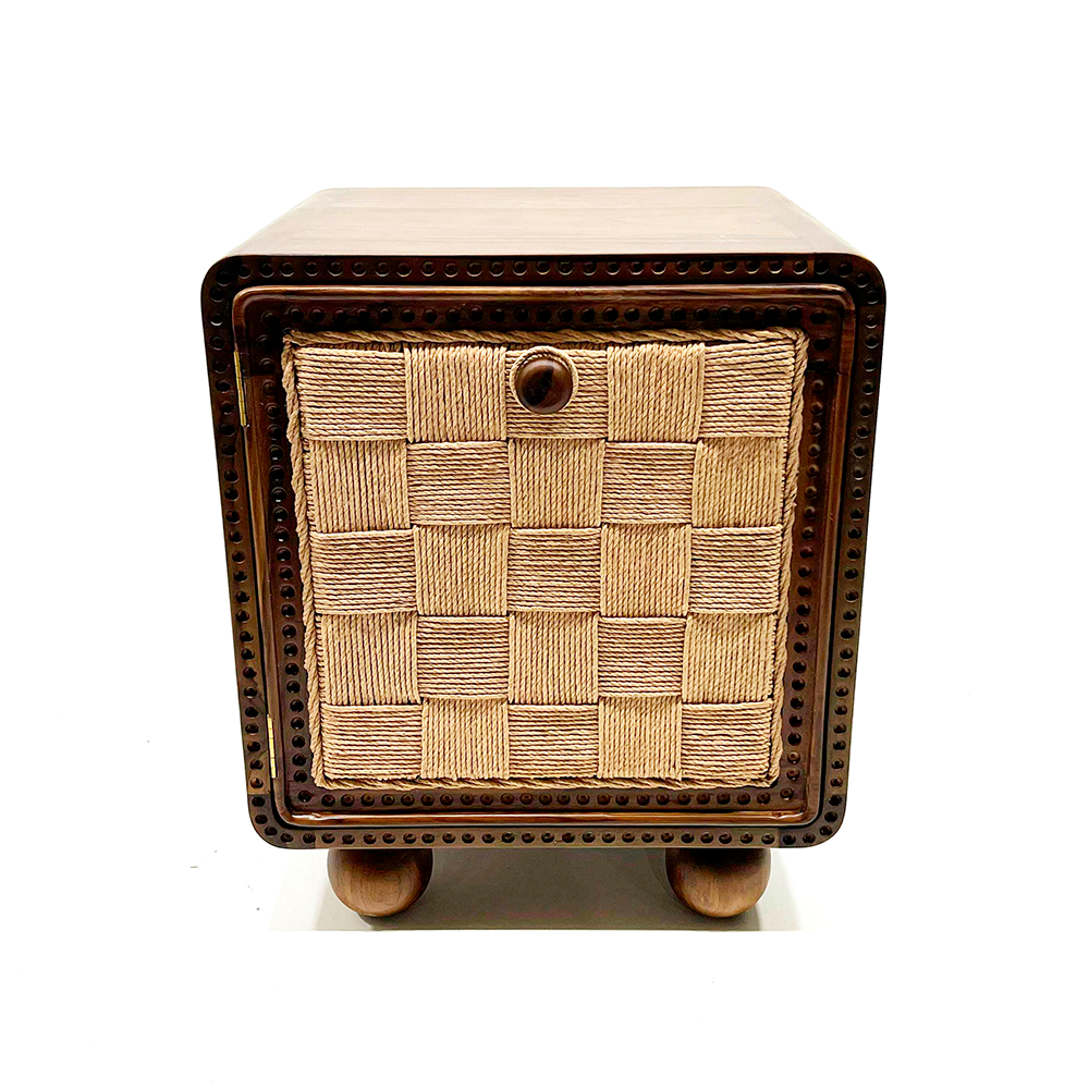 Mesa Cabeceira Teca Lonnie L:45 X P:40 X A:50 CM